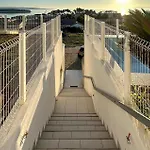 1 Bedroom Awesome In *