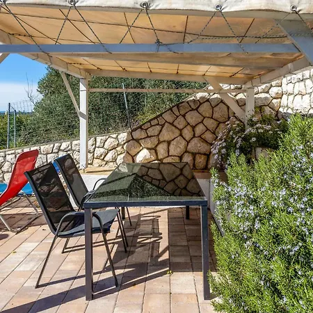 1 Bedroom Awesome In *